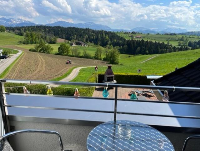Ruhige Zimmer Im Gruenen Und Studio Im Naherholungsgebiet Sigigen Luaran gambar